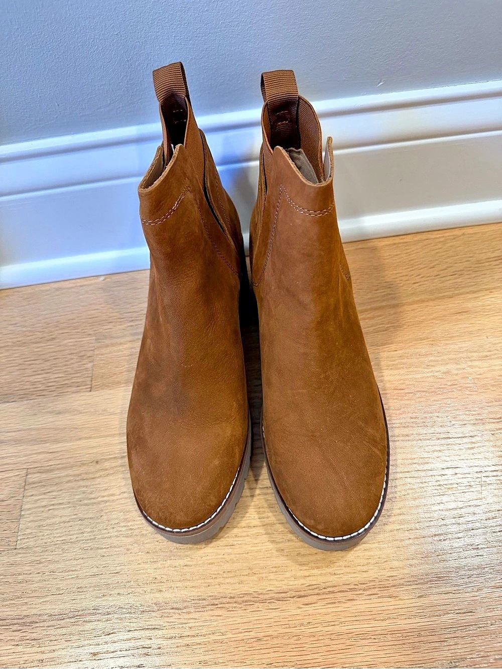 Blondo Mayes Waterproof Chelsea Boot Waterproof Brown Ankle Boots Like New